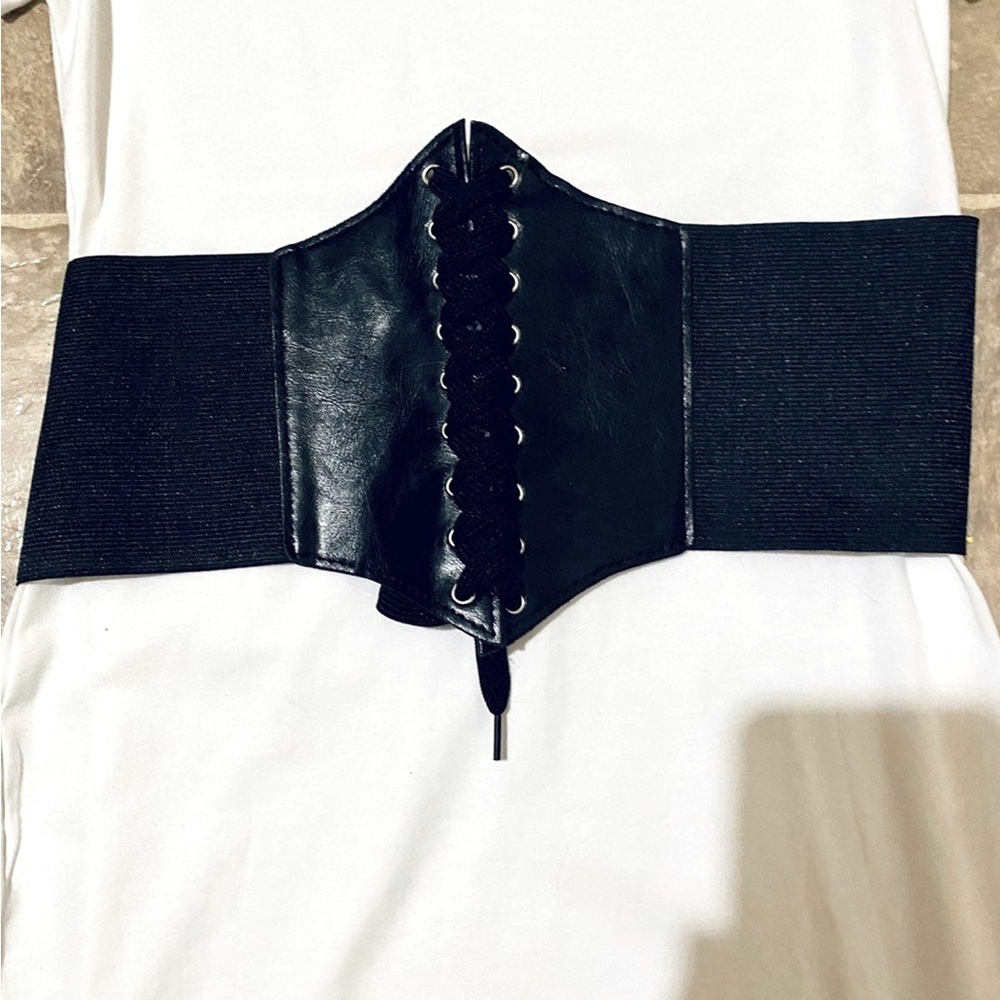 💃🏻Like New Corset Belt